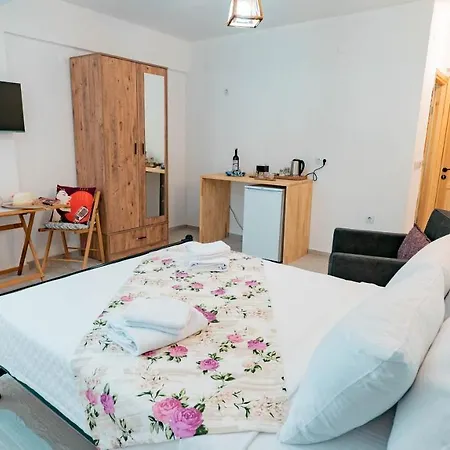Masal Suites Bed & Breakfast
